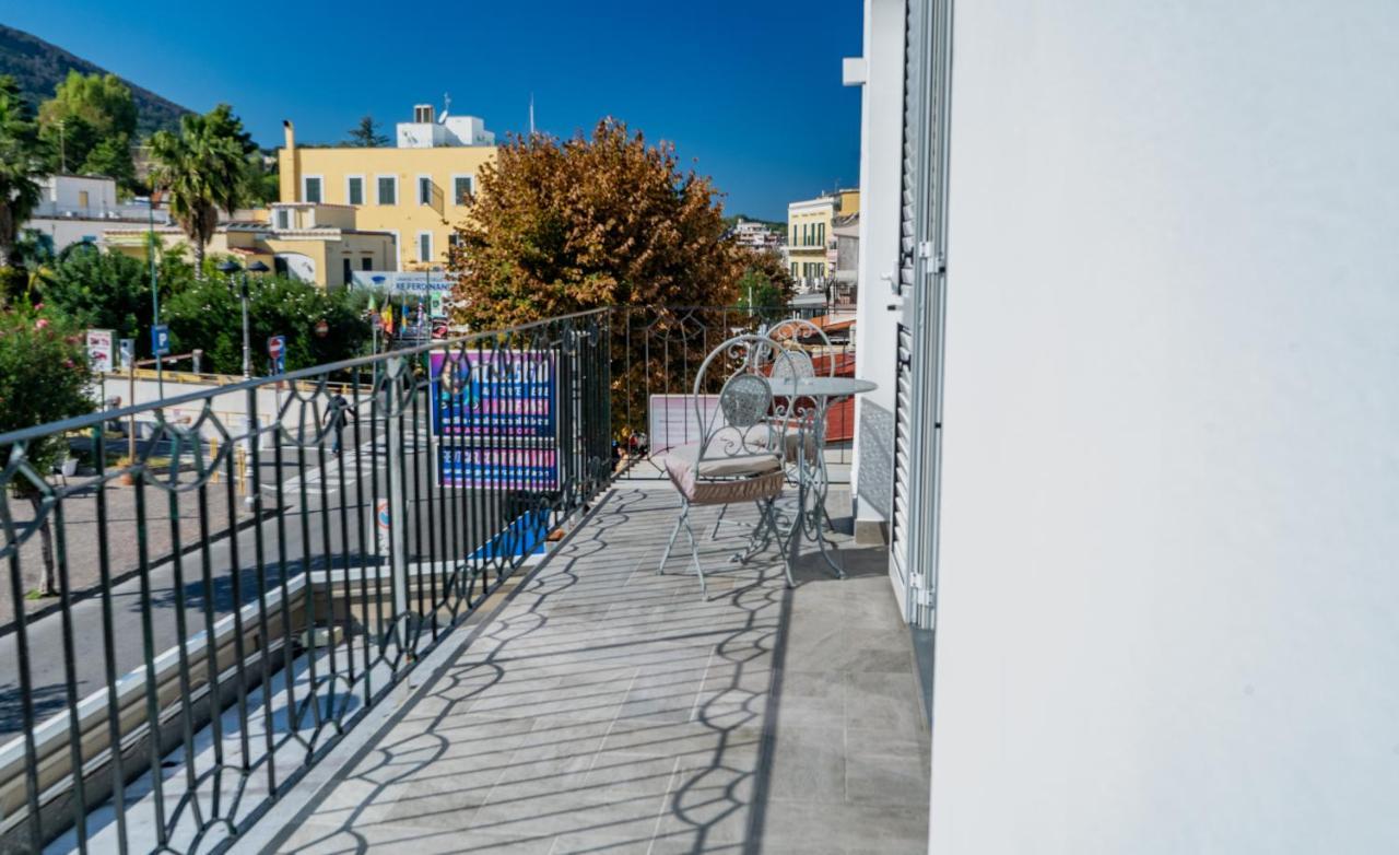Alloggio Nuovissimo Al Centro E Rilassante 伊斯基亚 外观 照片